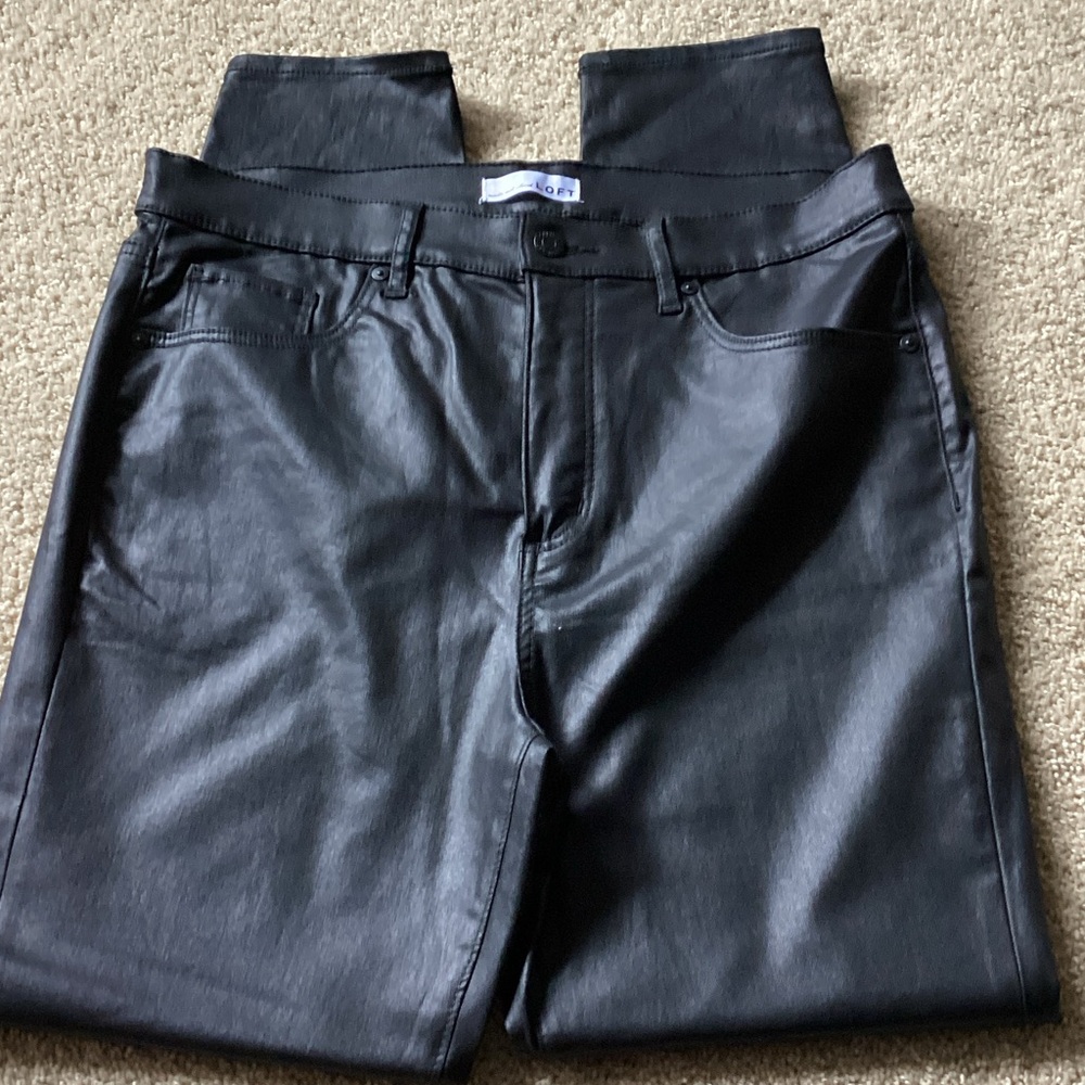 LOFT Faux Leather Skinny Pants in Black